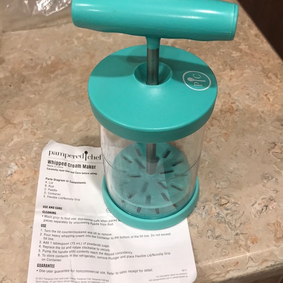Pampered Chef Whipped Cream Maker